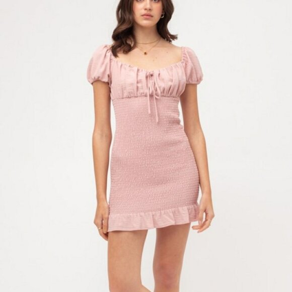 WHOLESALE * 50 DRESSES // BOUTIQUE CLOSING // EVERYTHING MUST GO - Picture 15 of 16